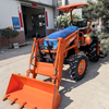 Tractor 4WD de 50 CV con hoja topadora